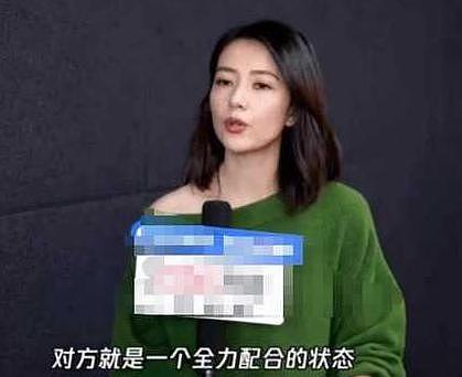 赵又廷高圆圆带女儿出街，当街亲亲似热恋，两人嘟嘴的动作是真爱无疑 - 6