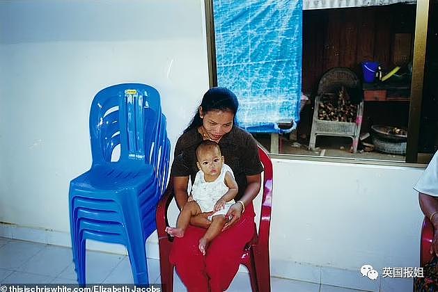 巨星朱莉的孩子是偷来的？柬埔寨跨国领养被爆实为“贩婴”！ - 7