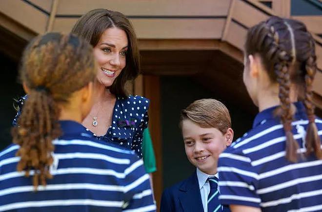 乔治小王子迎来考试周，凯特无法随丈夫赴新加坡，全力以赴陪儿子 - 3