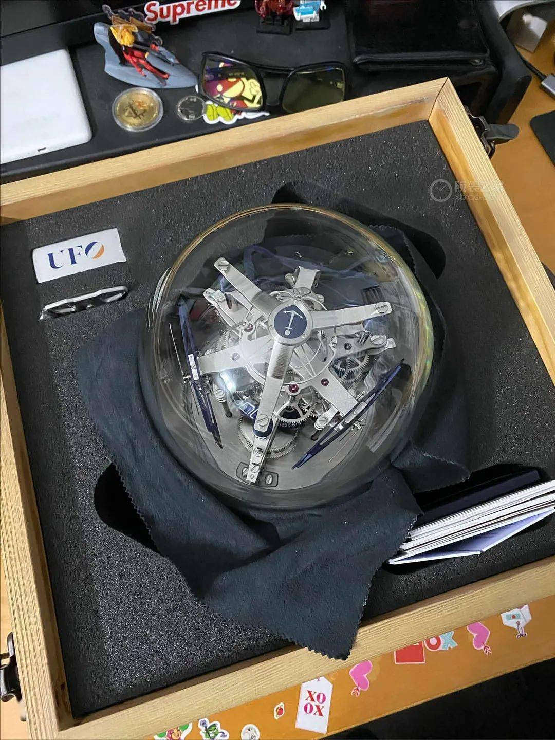 花三十万买了一只很多人都不认识的UFO座钟 - 3
