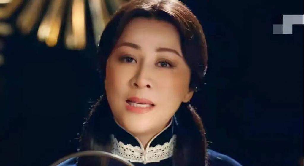 刘晓庆 71 岁演少女，她 42 岁就演妈妈了，颜值还吊打女主 - 1