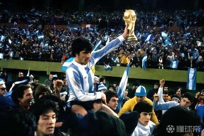 站在巨人肩上，斯卡洛尼打开阿根廷足球新视界 - 5
