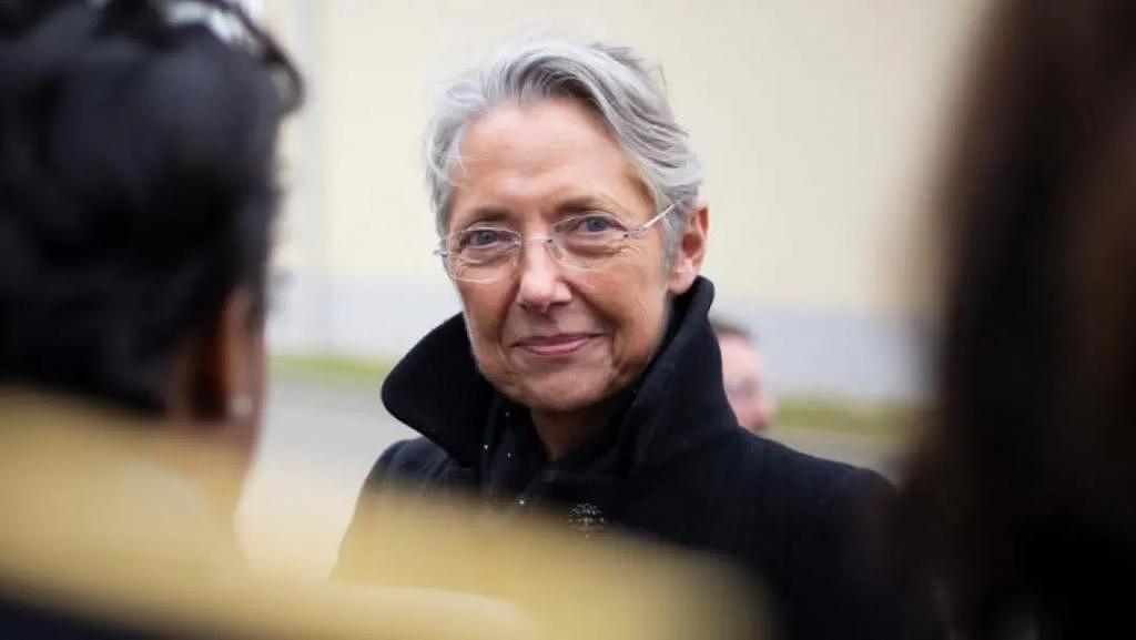 时隔 30 年法国再迎女总理，她是马克龙的“瑞士军刀”，因暴脾气扬名政界 - 5
