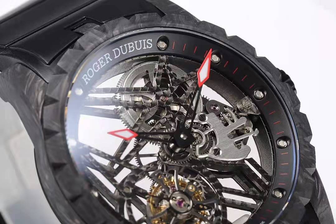BBR罗杰杜彼王者系列碳纤维陀飞轮腕表升级V4版，艺术与时间的结晶 - 19
