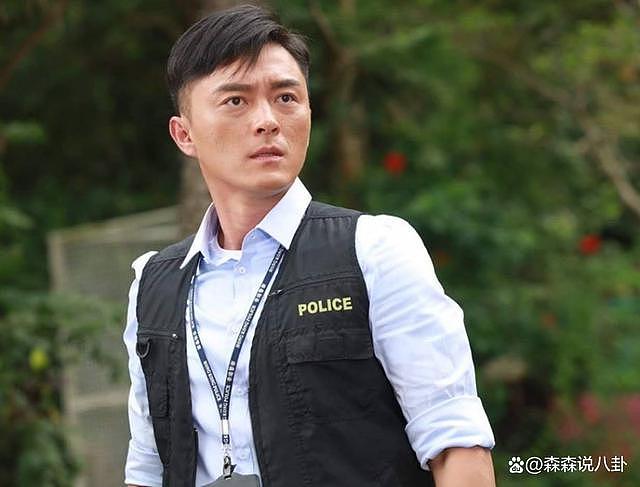TVB 男星杨明正式出狱，并未嫌弃到场接人 - 9