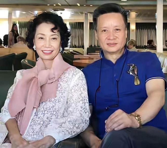 66 岁阎维文近照曝光变化巨大，为照顾患癌妻子苍老太多 - 17