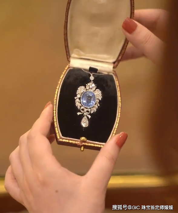 黄金零钱包是贵族淑女的袖珍浪漫，古董珠宝的珍稀工艺，令人惊叹 - 3
