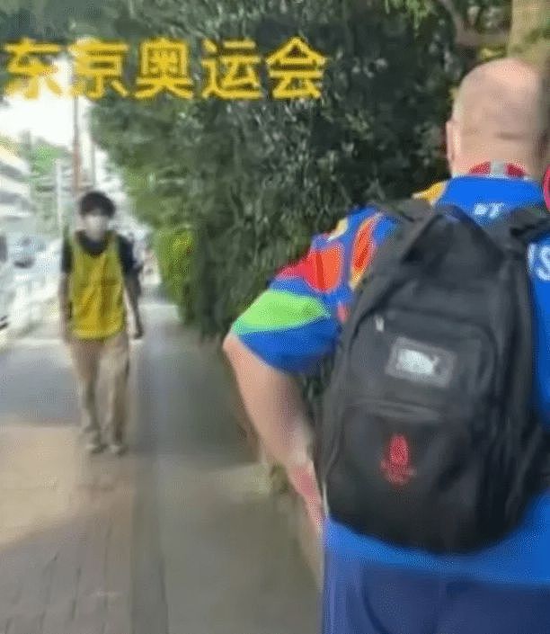 北京奥运会背包现身东京街头 网友:质量太好了 - 1