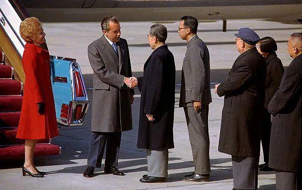 尼克松访华 50 年后，中美首席翻译再度“同台”！尼克松曾向他道歉 - 2