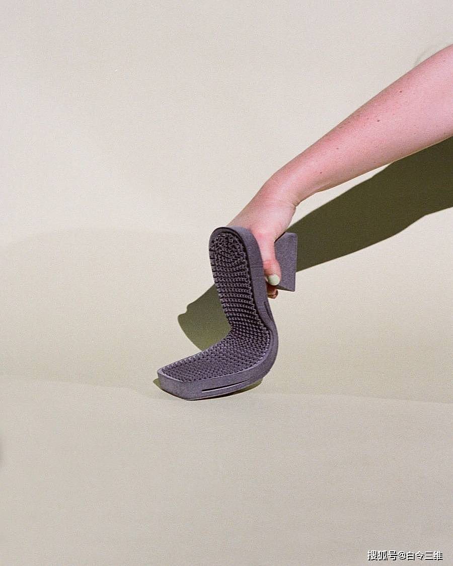研究表明，3D 打印鞋底可将制鞋业二氧化碳排放量减少48% - 2