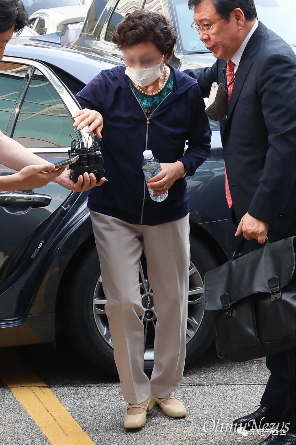 靠情趣酒店发家的韩国总统岳母被抓了，她的能力比女儿更狠 - 1