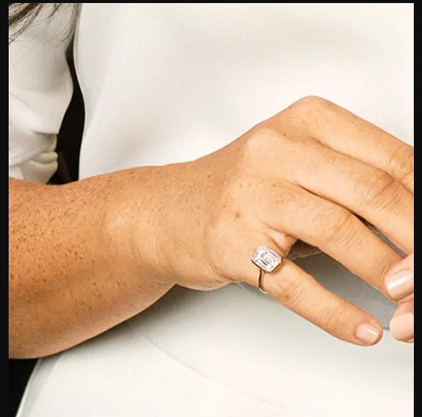 梅根豪奢《时代》封面照背后另有深意：满手钻石是为引领女性前进 - 6