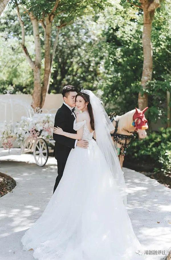 TVB 小花与圈外男友巴厘岛结婚 在婚礼现场落泪 - 6