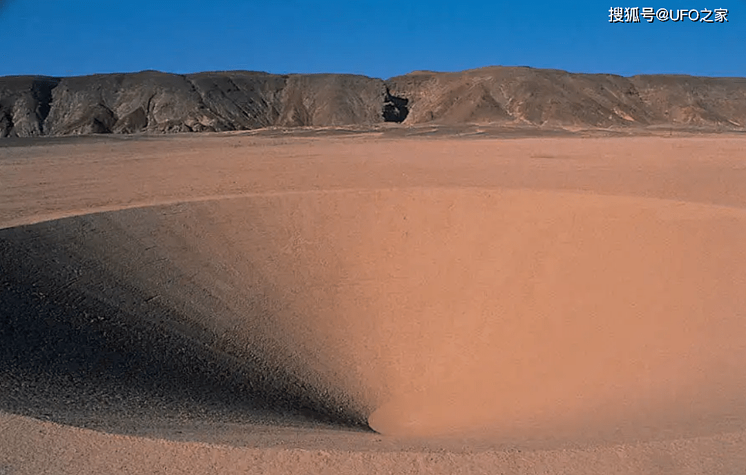 撒哈拉沙漠到底有多深？如果挖空沙子，下面会出现什么？ - 5