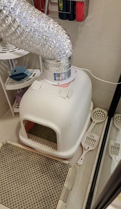 网友为了改善猫咪厕所空气质量，在猫砂盆安装了排风管道… - 3