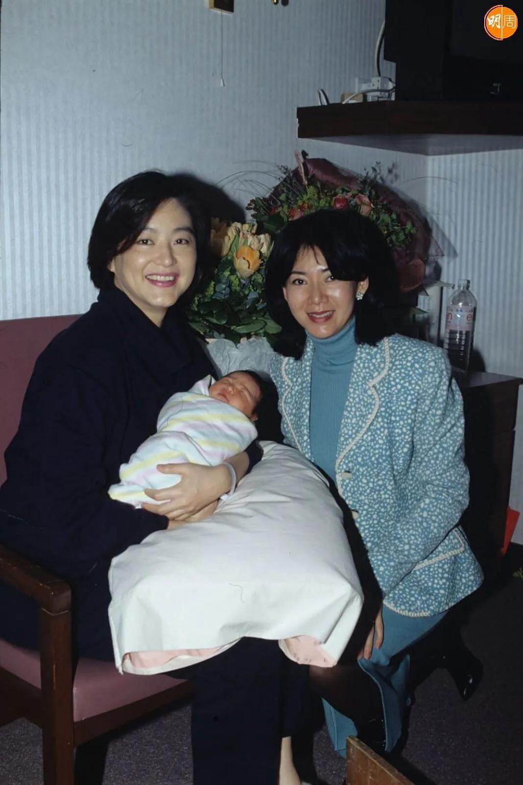 杨紫琼、林青霞嫁入豪门当后妈，女明星的继女们长大后还好么 - 235