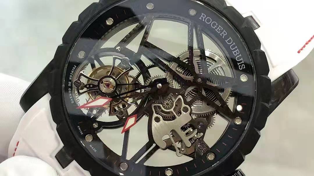 BBR罗杰杜彼王者系列碳纤维陀飞轮腕表升级V4版，艺术与时间的结晶 - 36