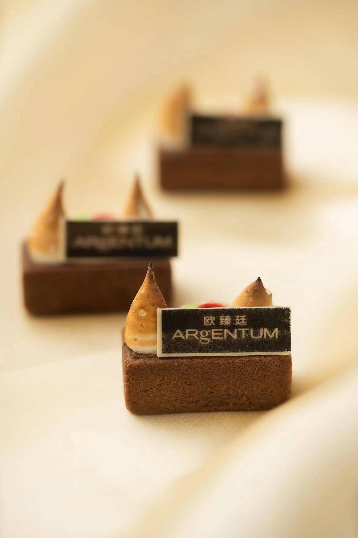 上海凯宾斯基大酒店携手 ARgENTUM欧臻廷 推出银色月光联名下午茶 - 6