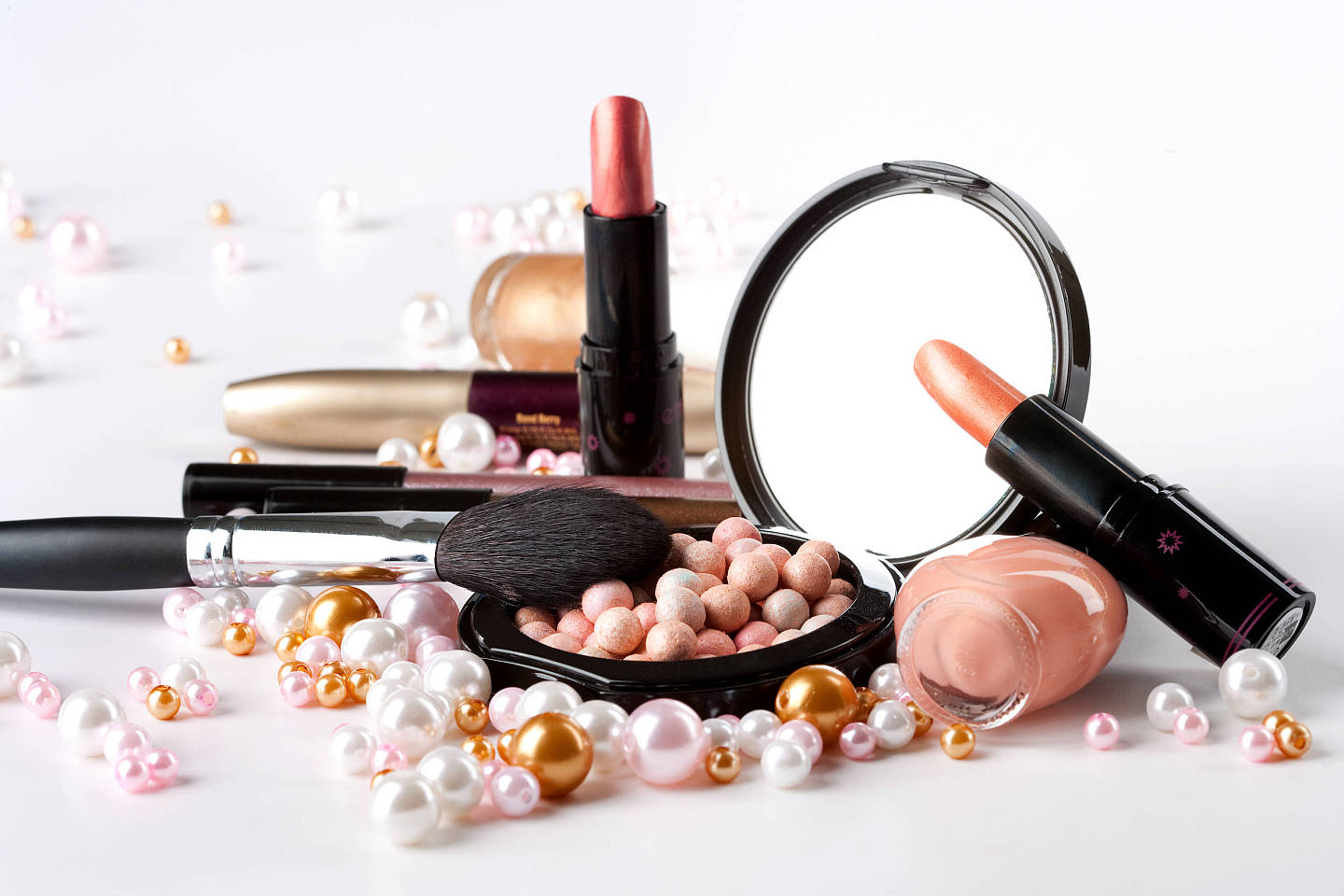 美研究：超半数化妆品含有高浓度有毒物，或有致癌风险 - 1