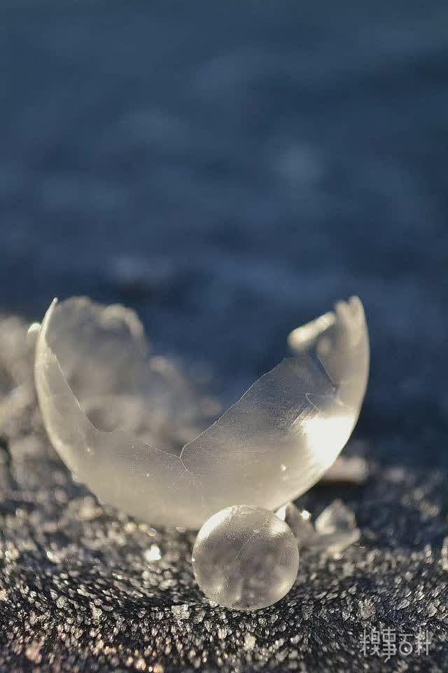 冰泡，吐泡泡瞬间结冰