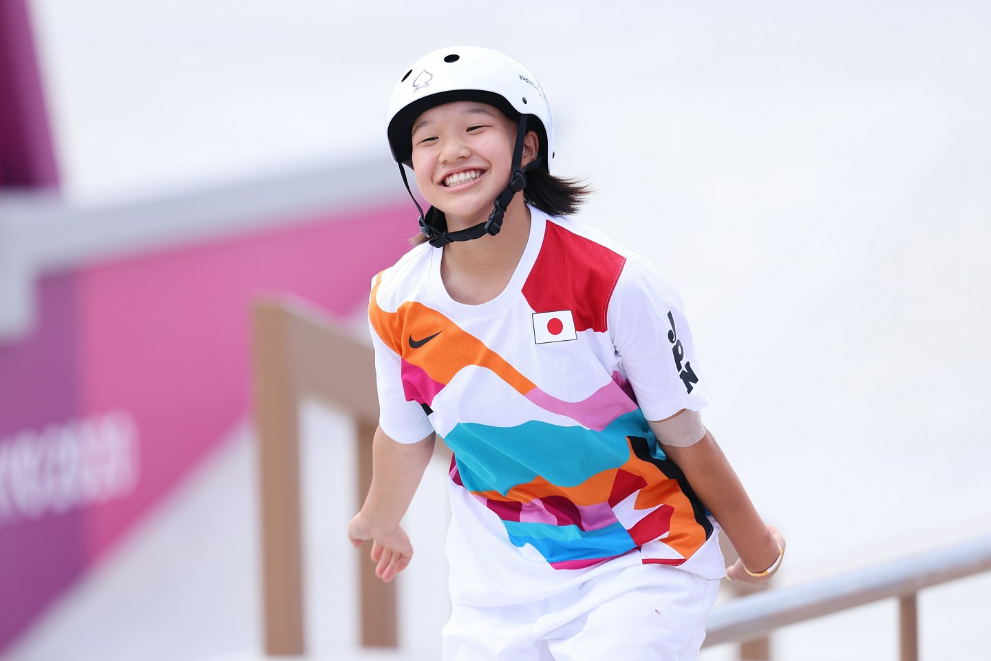 别家孩子的13岁！日本少女奥运夺金 破伏明霞纪录 - 2