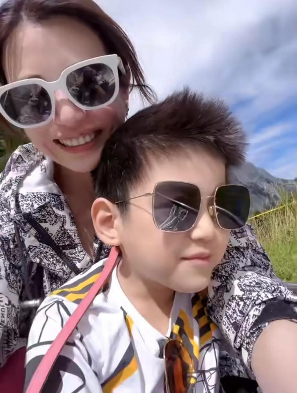 陈妍希带儿子瑞士度假，6 岁小星星玩滑车和陈晓如复制粘贴 - 6