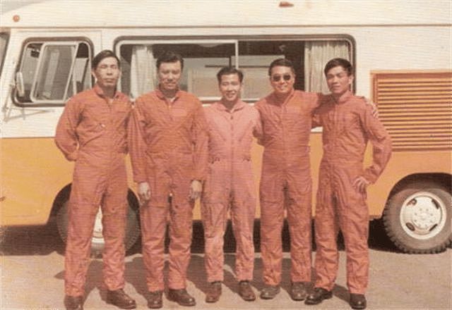 1986年，台湾U2飞行员因思亲劫机直飞广州，后来结局如何？ - 3