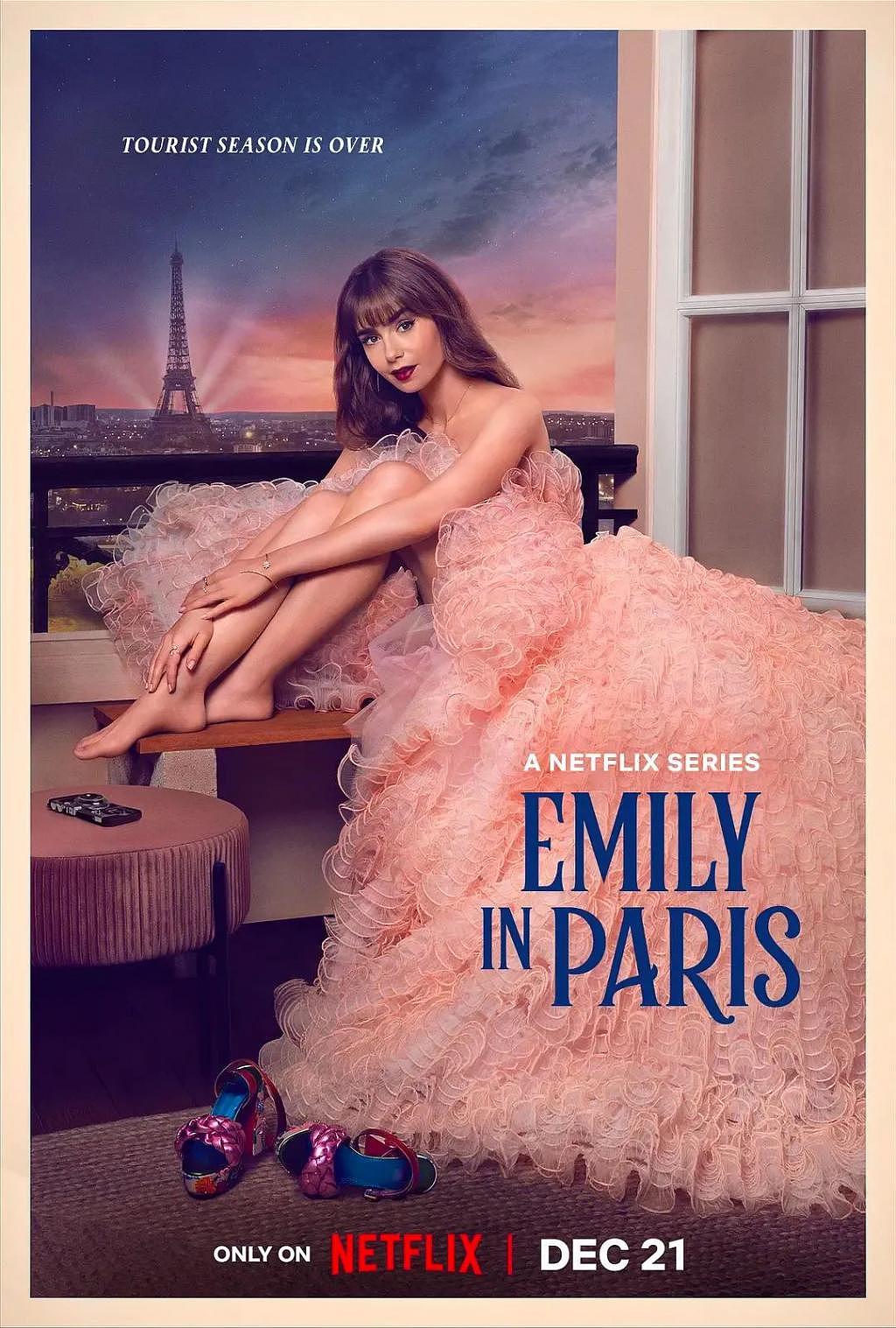 《艾米丽在巴黎 3》女主被喷“时尚灾难”，被 59 岁女上司碾压 - 2