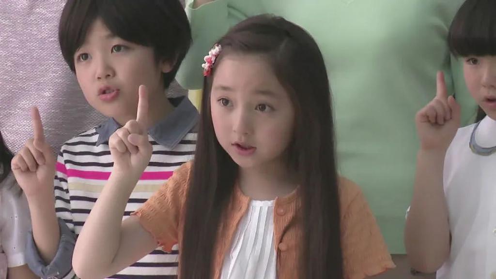 3 岁出道，曾是日本最美童星的她，如今长残了？ - 16