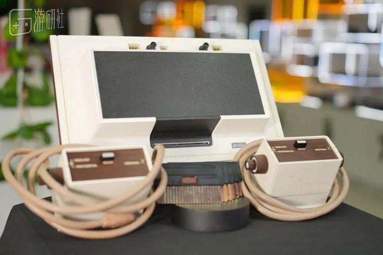 游戏博物馆收藏的世界上第一台家用游戏机米罗华奥德赛
