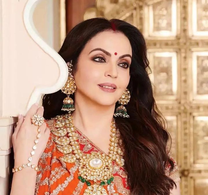 印度王妃：拥有300多件顶级珠宝，地毯镶着150万颗珍珠，一生奢靡 - 3