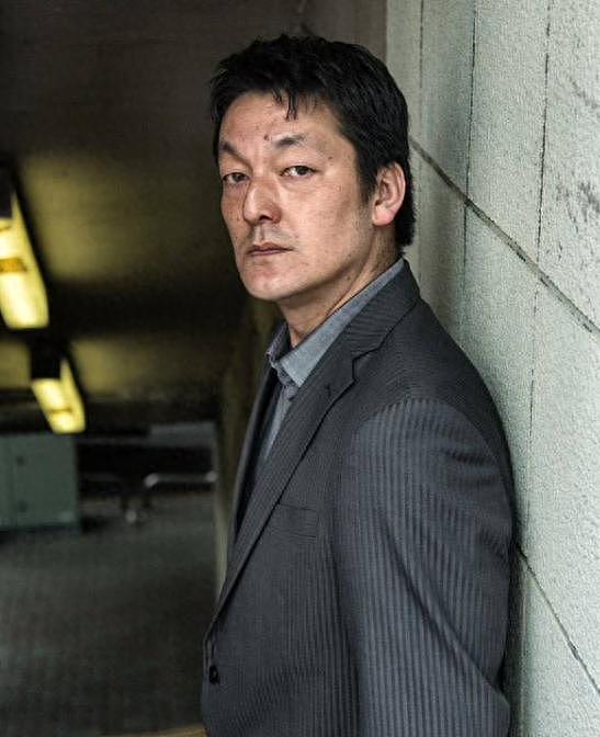 《唐探 3》日本演员镰田秀胜去世，终年 49 岁，公司发讣告透露死因 - 1