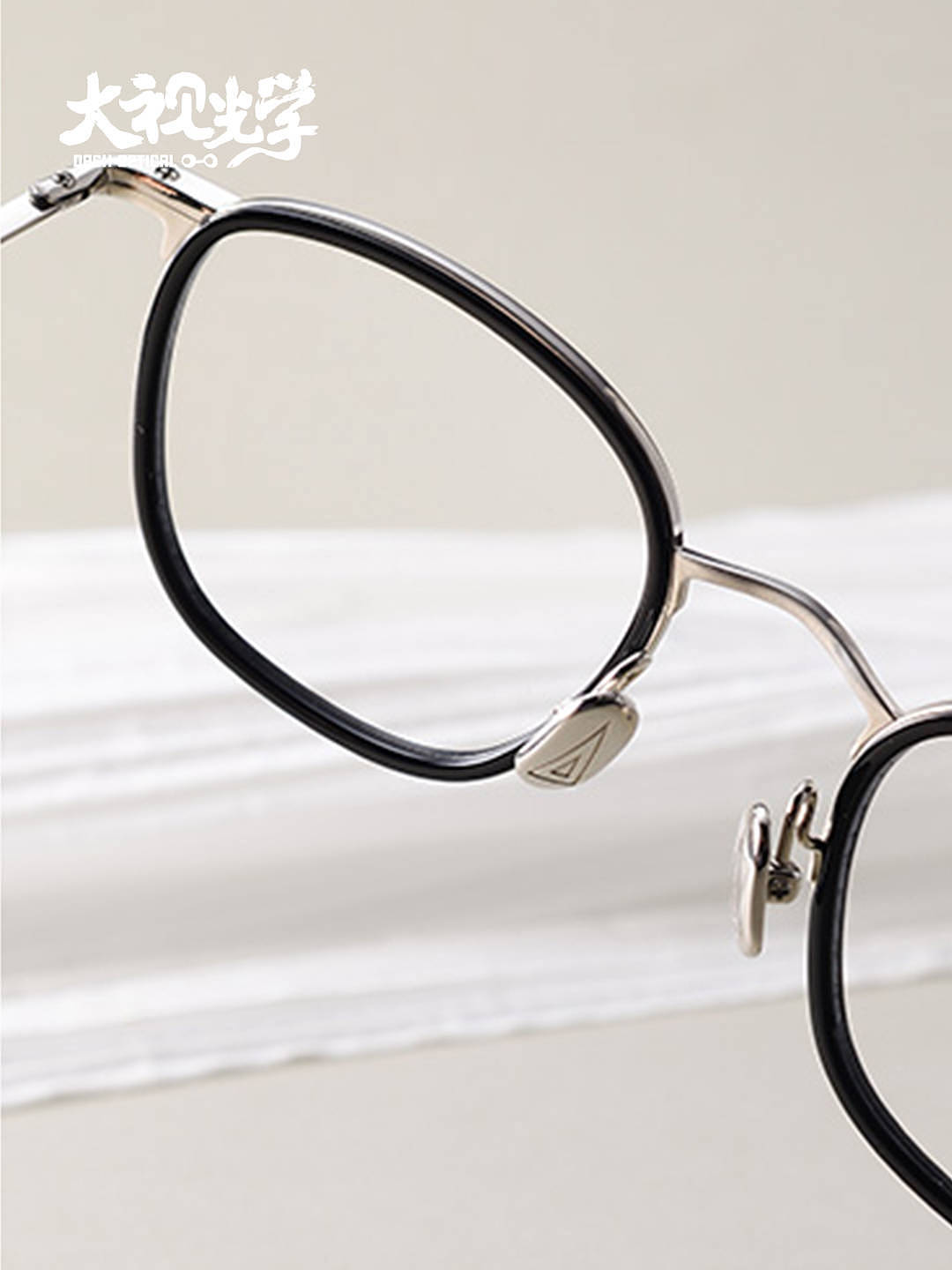 金子眼镜日本手工板材金属框型镜架 - 1