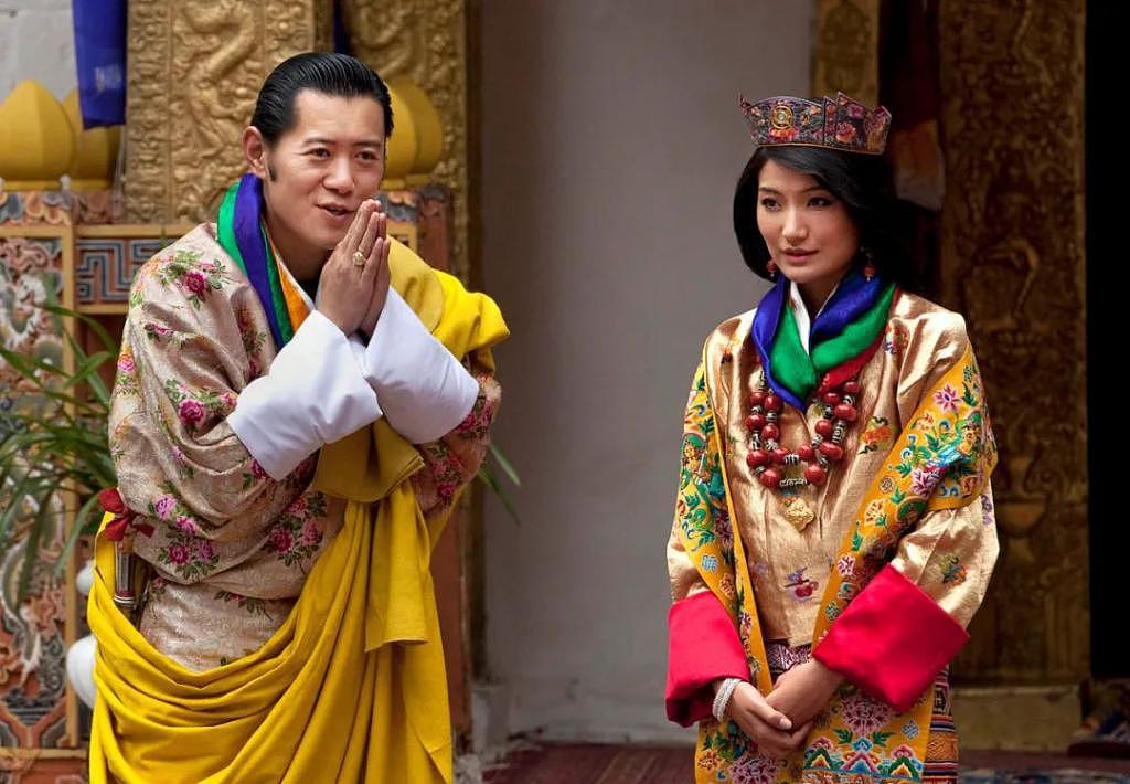 亚洲颜值天花板的不丹王室，一生爱一人的故事是真的吗 - 72