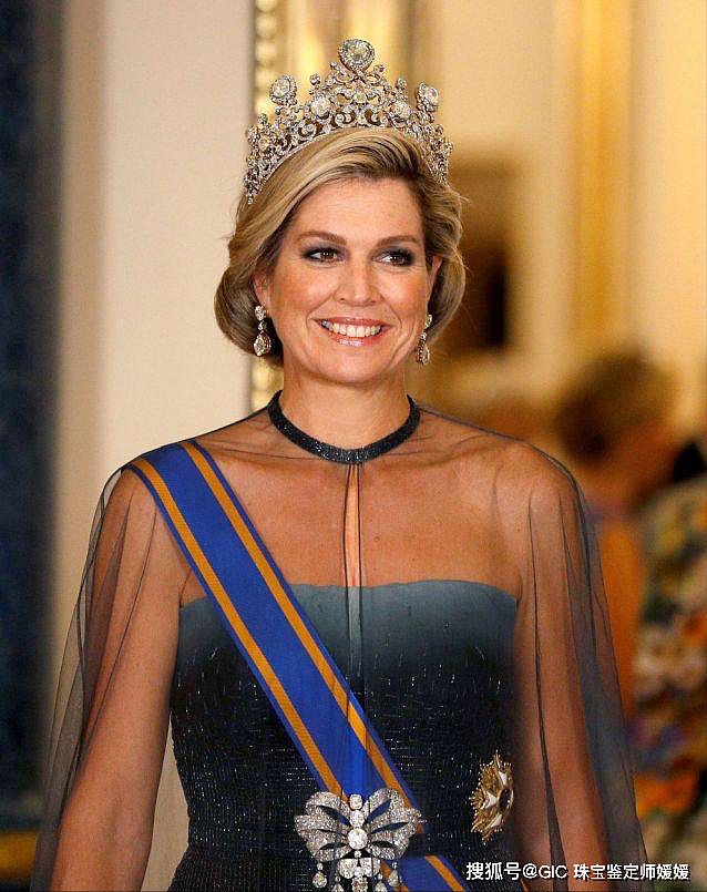 荷兰王室有多富有，从珍贵的首饰珠宝能一窥全貌，你被惊艳了吗？ - 13