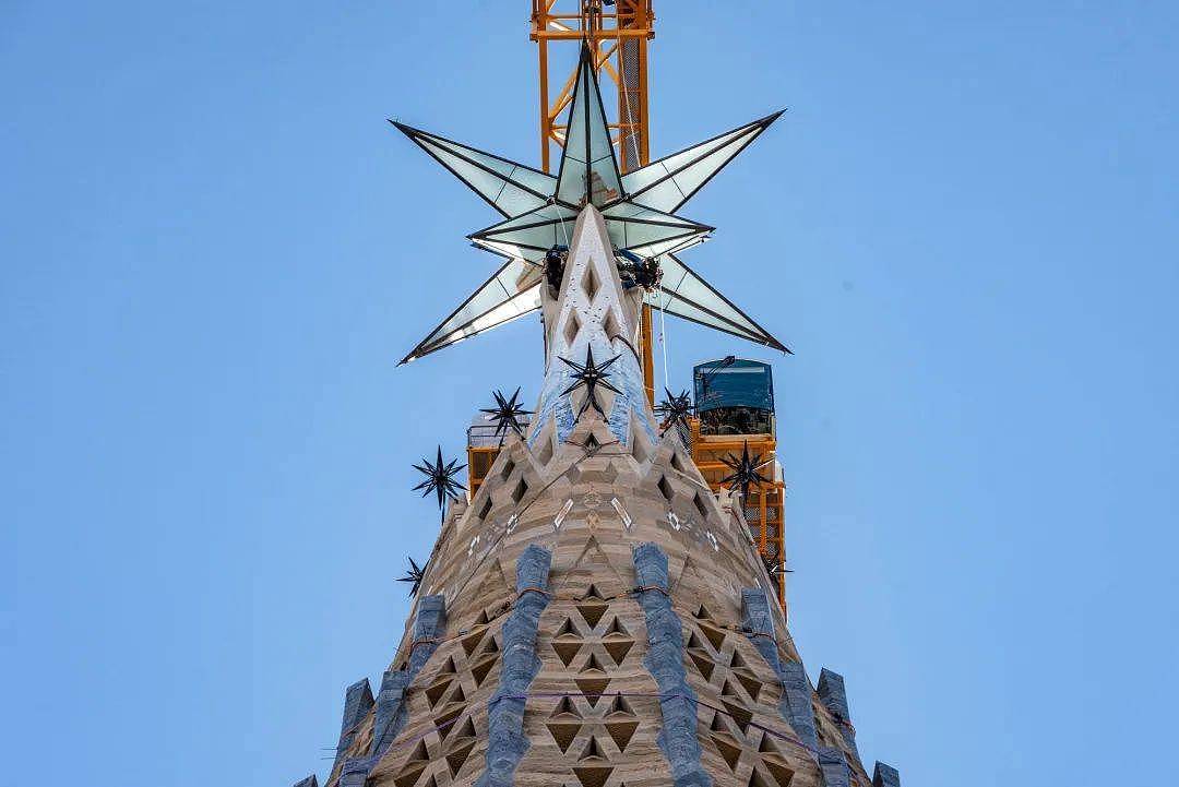 圣家堂封顶的星星，点亮了巴塞罗那，也将照亮这些传奇酒店 - 4