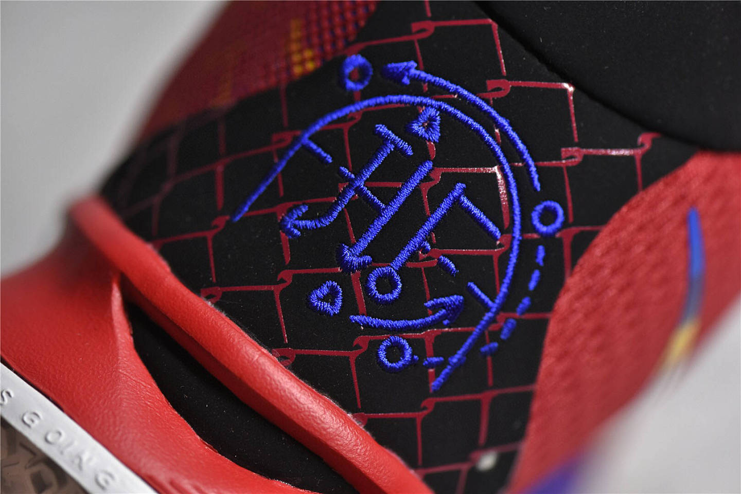 耐克 欧文 Nike Kyrie Irving 7 ICONS OF SPORT 英雄主题篮球鞋 - 12