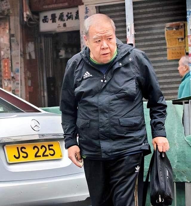 年轻时风华正茂，年老因肥胖疾病缠身，香港男星太唏嘘 - 9