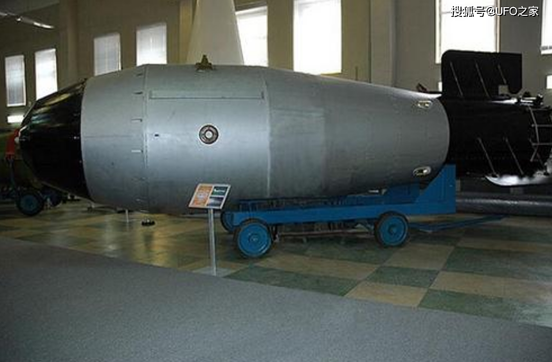 万吨核弹有多大威力，把它扔进12262米的世界最深井中会怎样？ - 9