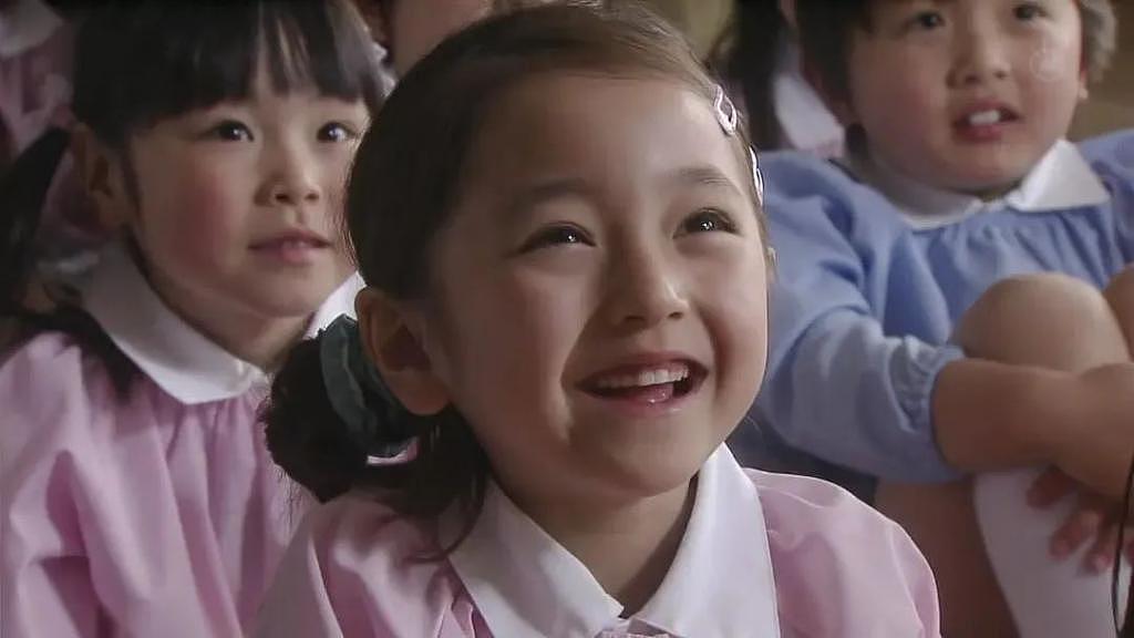 3 岁出道，曾是日本最美童星的她，如今长残了？ - 9