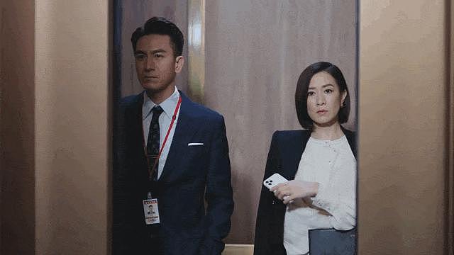 《新闻女王》豆瓣评分下降，网友：烂尾是 TVB 的精髓 - 3