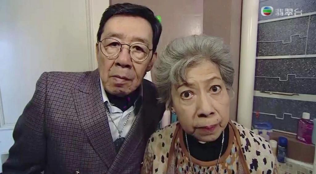 90 岁胡枫和 88 岁罗兰怎么整天传婚讯？ - 30
