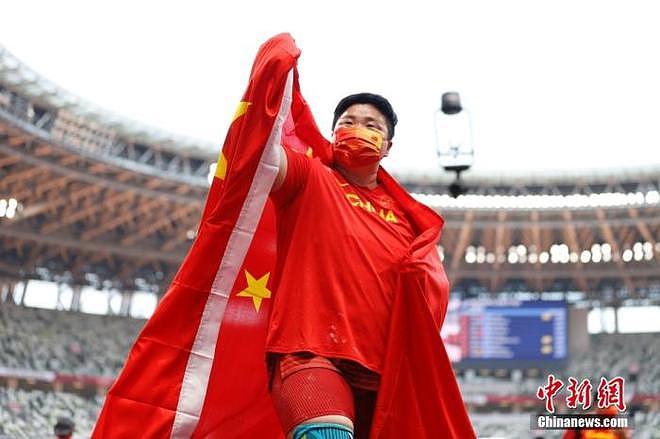 张雨霏拥抱池江,中国女排受对手鼓励ect...奥运赛场上的惺惺相惜 - 5
