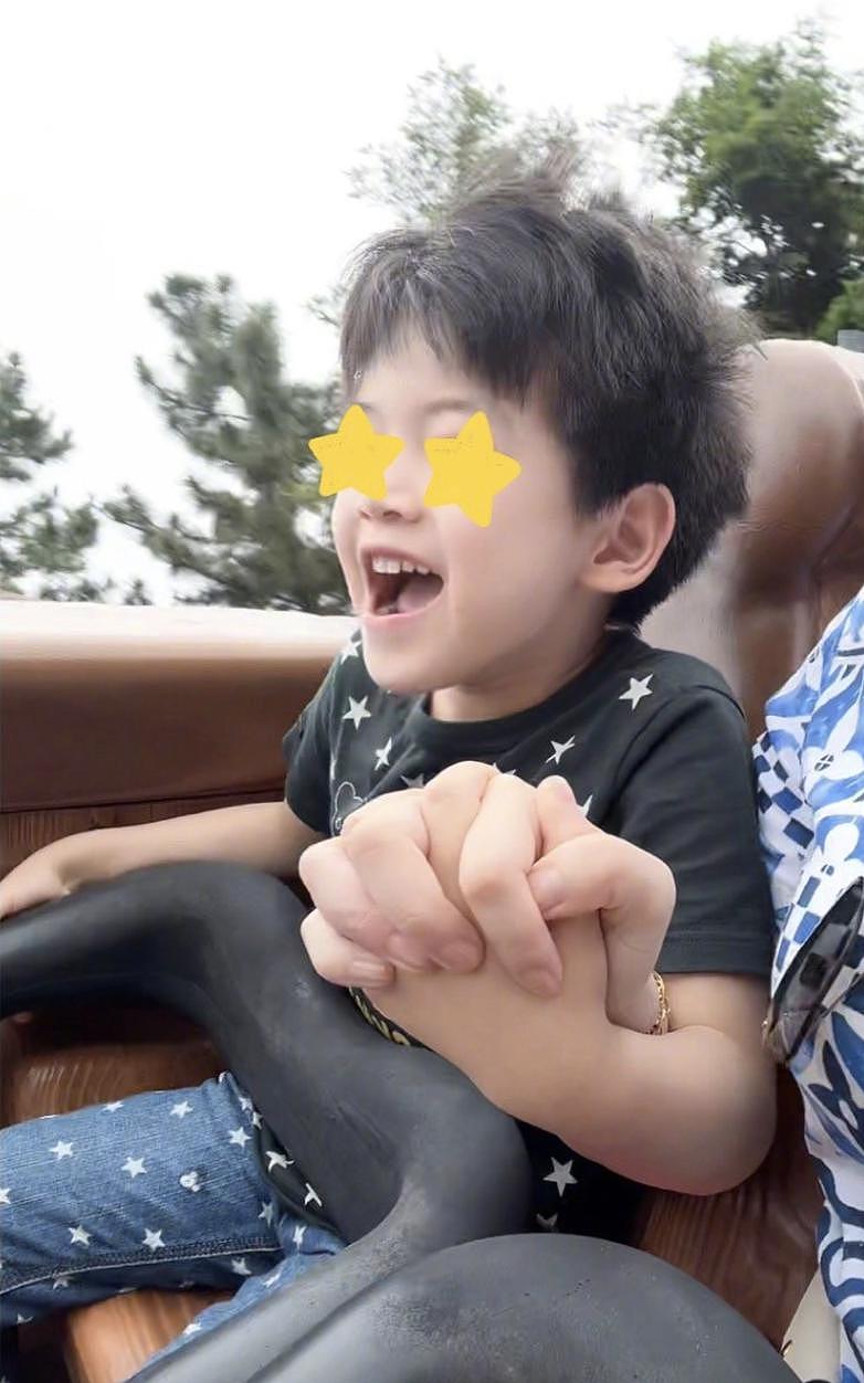 陈妍希带儿子瑞士度假，6 岁小星星玩滑车和陈晓如复制粘贴 - 13