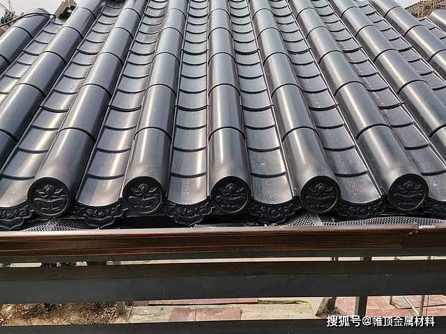 想设计屋面感觉太单调，可以试一下铝镁锰金属屋面板瓦 - 4