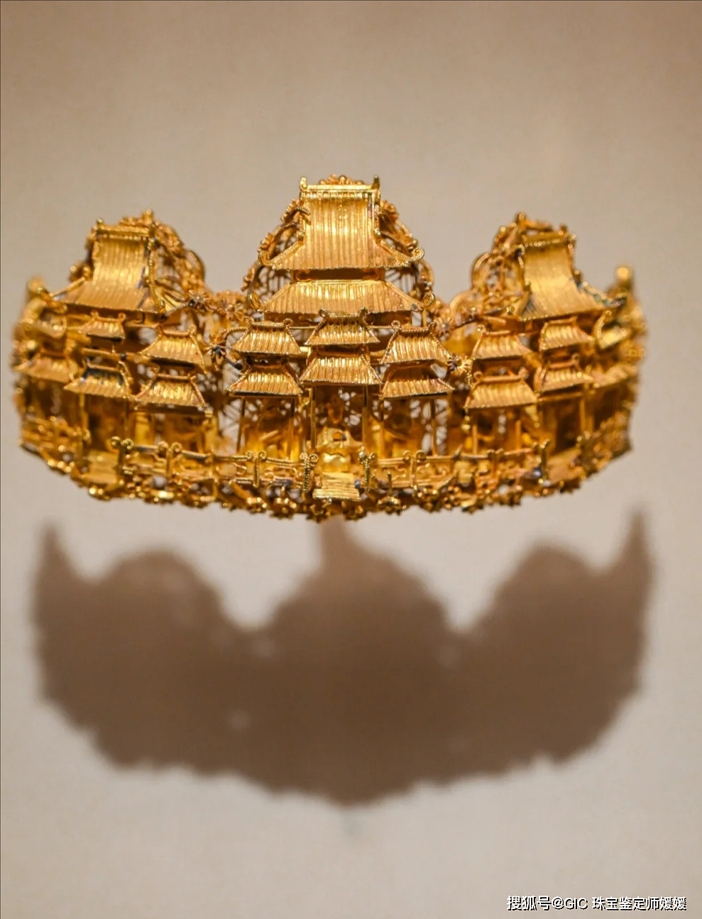 巧夺天工的金簪，演绎天上人间的亭台楼阁，是古典国风首饰的代表 - 6