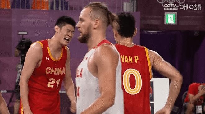 中国队狂追6个赛点起死回生 胡金秋累成大姚表情包 - 2