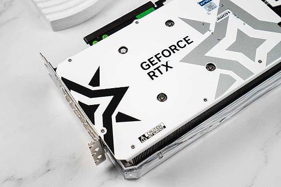 释放无限潜能，影驰 GeForce RTX 4080 SUPER 星曜OC 评测 - 4