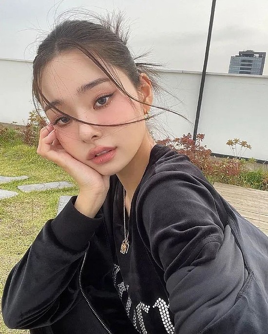 Jennie的脸和Lisa的腰？宋智雅这个小野猫太顶了 - 29