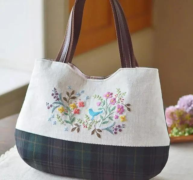 刺绣和小布包结合，简单几朵小花，包包就能美一倍！百看而不厌 - 29